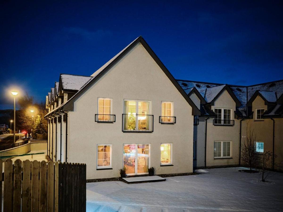 The Steadings, Aviemore Luxury 5 Star Rated 3 Bed With Home Cinema Garden And Parking Luaran gambar