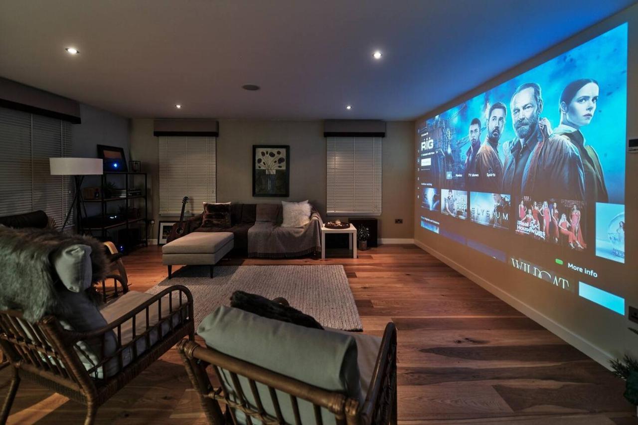 The Steadings, Aviemore Luxury 5 Star Rated 3 Bed With Home Cinema Garden And Parking Luaran gambar
